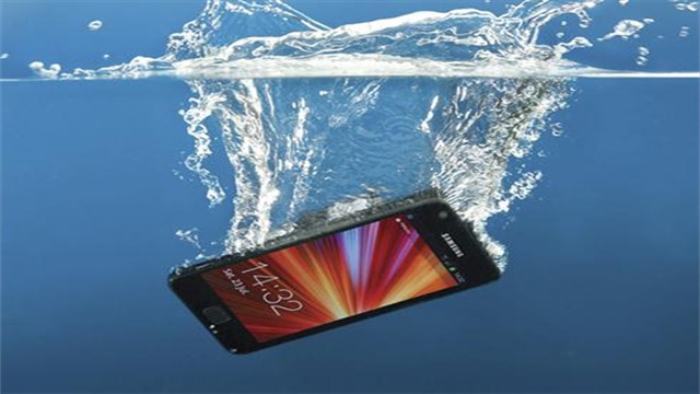 smartphone water-damage service centre